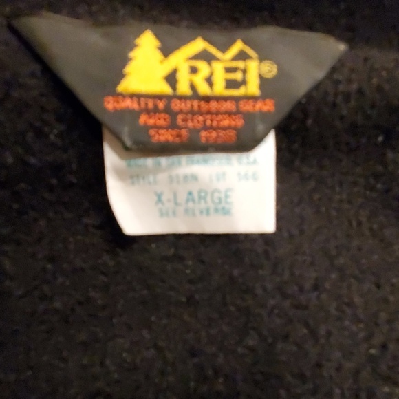 MEN'S REI LIGHT PUFFY VEST - Picture 3 of 7